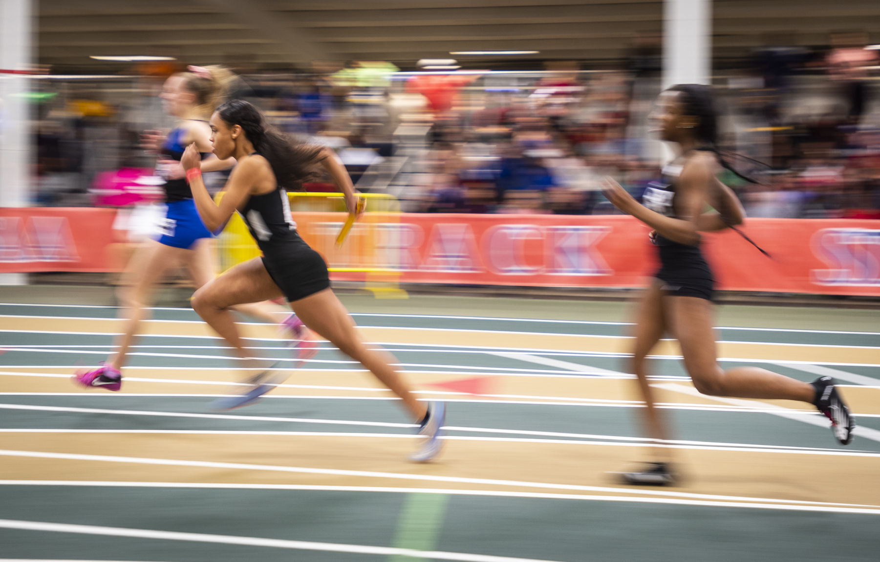 Indoor3a